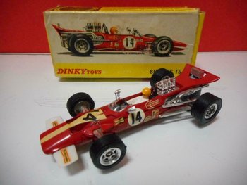 DINKY TOYS 1433 SURTEES TS.5